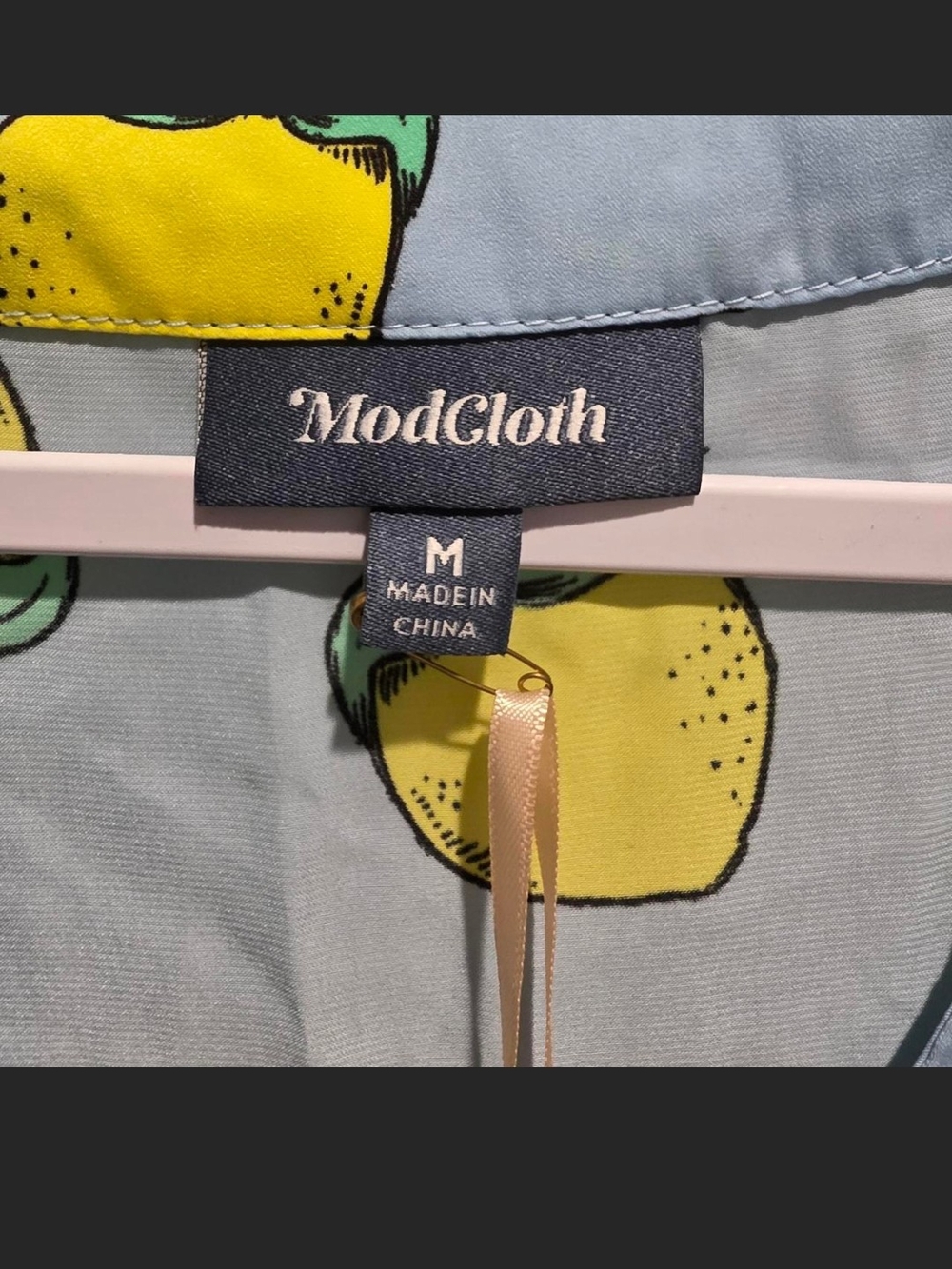 Modcloth Light Blue Lemon 🍋 Print Short Sleeve Top - Picture 3 of 4